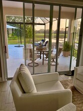 1729 Drummond Pt in Zephyrhills, FL - Foto de edificio - Building Photo