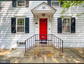 119 W Maple Ave, Unit 4 in Langhorne, PA - Building Photo