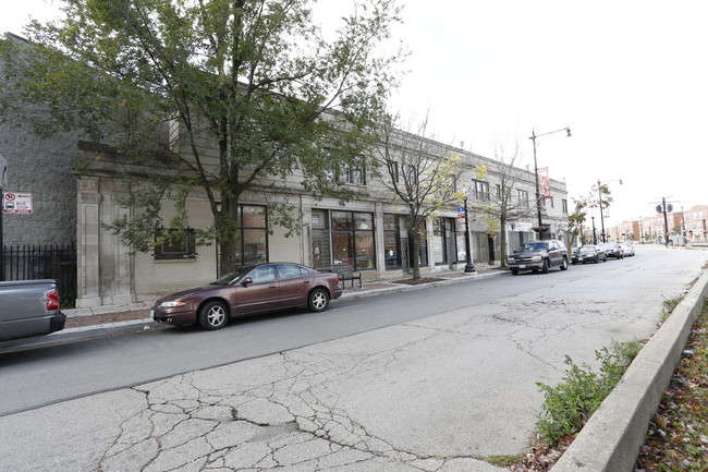 2335-2351 E 71st St in Chicago, IL - Building Photo - Building Photo