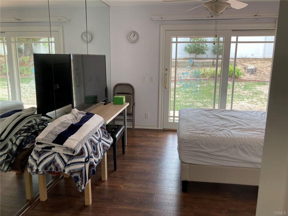 5072 Berean Ln in Irvine, CA - Building Photo