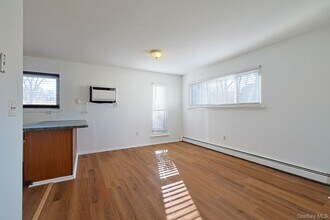 25 Pierces Rd in Newburgh, NY - Building Photo - Building Photo