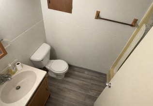 614 N Gilbert St in Iowa City, IA - Building Photo - Building Photo