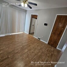 3710 Jarvis Ave in Warren, MI - Building Photo - Building Photo