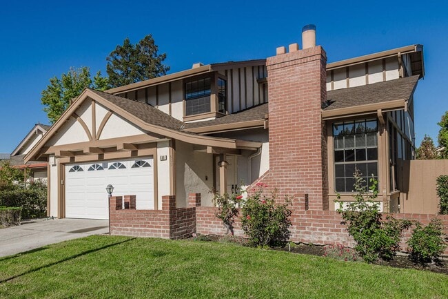 property at 609 Somerset Ln