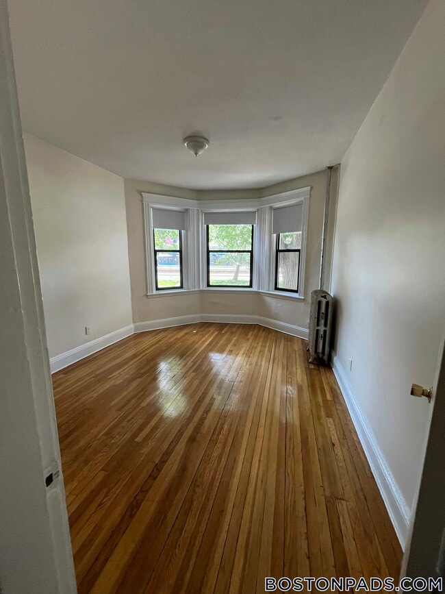 1148 Commonwealth Ave, Unit 11 in Boston, MA - Building Photo - Building Photo