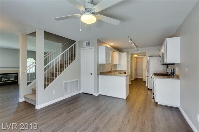property at 505 Satin Saddle Pl