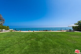 28926 Cliffside Dr in Malibu, CA - Building Photo - Building Photo