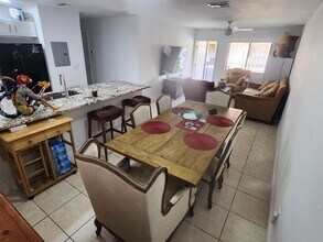 6013 10th Ave N in Greenacres, FL - Building Photo - Building Photo