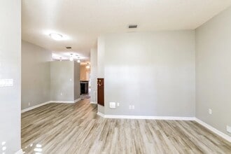 6296 Lauderdale St in Jupiter, FL - Building Photo - Building Photo