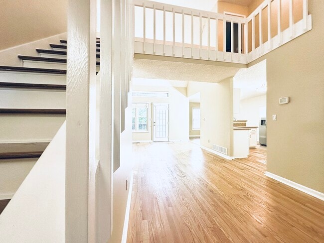 property at 5030 Laurel Bridge Dr SE
