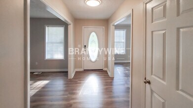 147 Blue Heron Dr in Jonesboro, GA - Building Photo - Building Photo