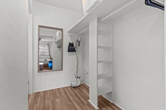 425 2nd St N in St. Petersburg, FL - Building Photo - Building Photo