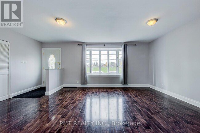 11 Bellefontaine St in Toronto, ON - Building Photo - Building Photo