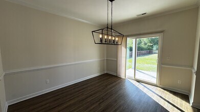 330 James Hedrick Ct in Jacksonville, NC - Building Photo - Building Photo