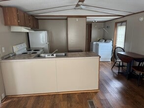 263 W Oxford St in Pontotoc, MS - Building Photo - Building Photo