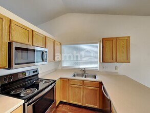 6093 W Graceland Way in West Jordan, UT - Building Photo - Building Photo