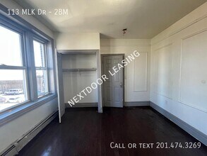 113 M.L.K. Drive in Jersey City, NJ - Building Photo - Building Photo