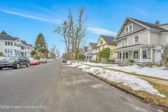 529 Wheeler Ave in Scranton, PA - Foto de edificio - Building Photo