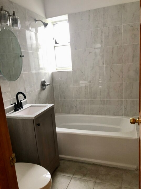 1638 S 50th Ave in Cicero, IL - Building Photo