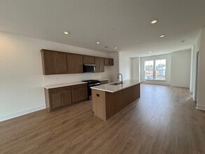 6606 Sunrise Oasis Ln in Midlothian, VA - Building Photo - Building Photo