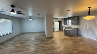 2235 TX-24 in Campbell, TX - Building Photo - Building Photo