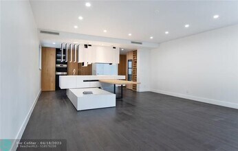 26 SE 10th Ave in Fort Lauderdale, FL - Building Photo - Building Photo