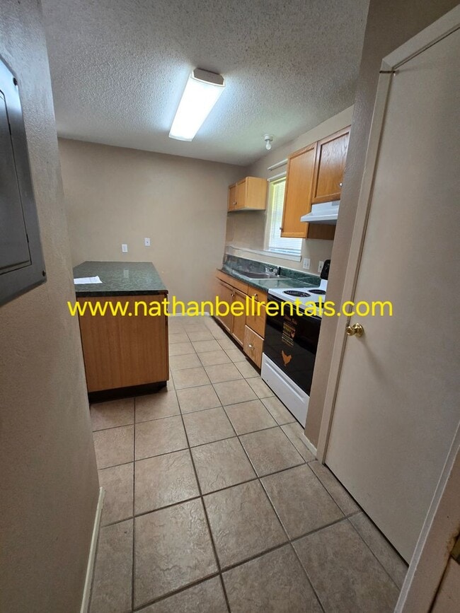 property at 736 8th St SE