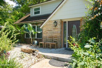 8369 Bascom Rd in Jacksonville, FL - Building Photo - Building Photo