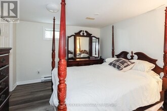 624 Simcoe St in Niagara-On-The-Lake, ON - Building Photo - Building Photo