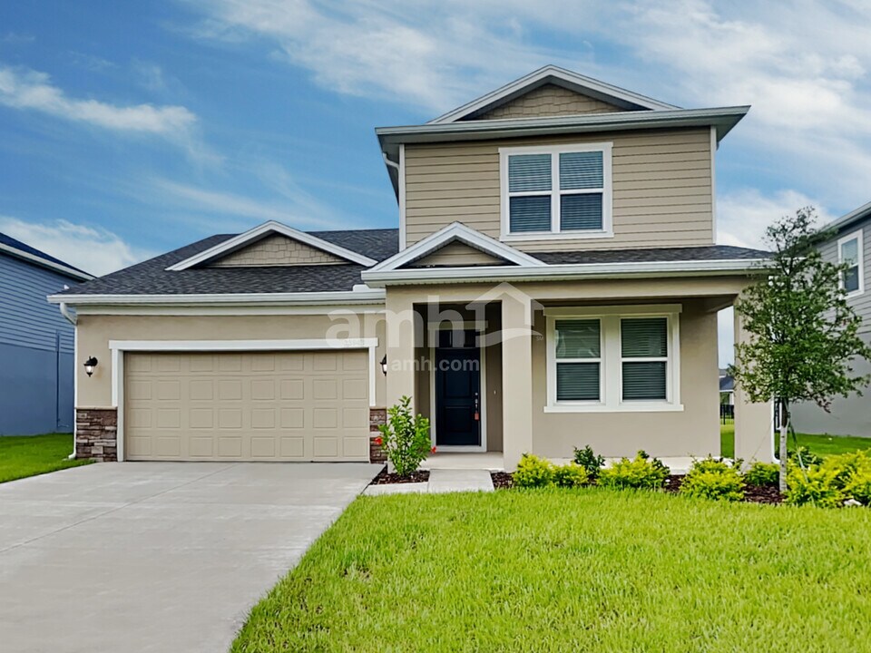 33943 Thyme Dr in Zephyrhills, FL - Building Photo