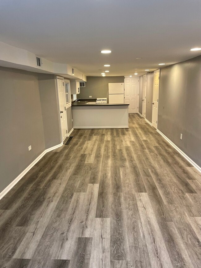 2440 N St Louis Ave in Chicago, IL - Building Photo - Building Photo