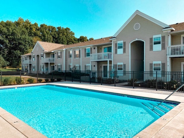 Stoneridge Apartment Homes in Lowell, MI - Building Photo