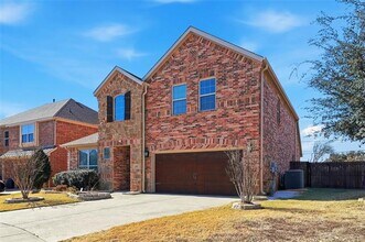 1002 Payton Ln in Euless, TX - Building Photo - Building Photo