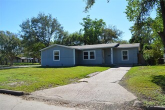 5636 Schevers St in Houston, TX - Building Photo - Building Photo