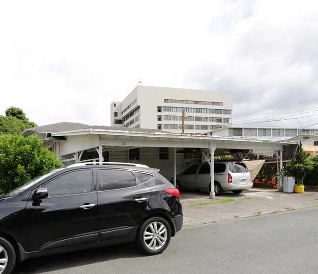 308 Puuhue Pl in Honolulu, HI - Building Photo - Building Photo