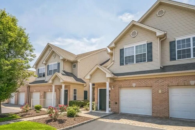 RiverBend at Wappingers Falls Apartments