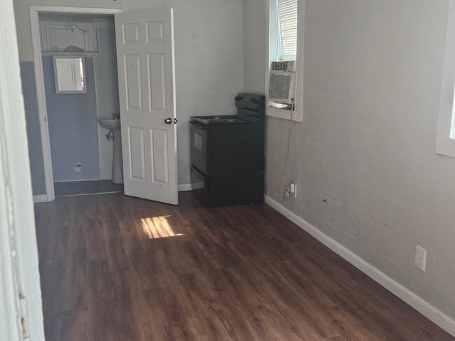 8215 Stoner Rd in Riverview, FL - Building Photo - Building Photo