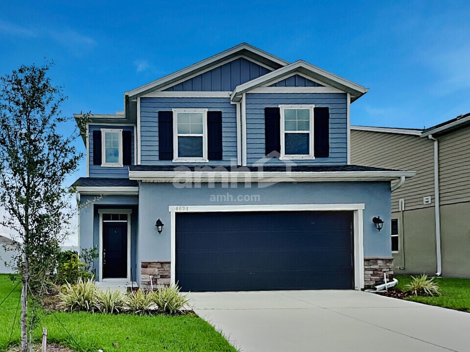 4634 Reisswood Loop in Palmetto, FL - Building Photo