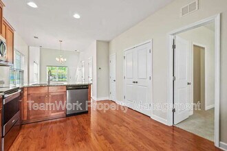 143 Kirkland St in Goose Creek, SC - Foto de edificio - Building Photo