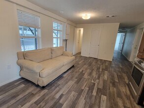 5700 Holiday Park Blvd in North Port, FL - Building Photo - Building Photo