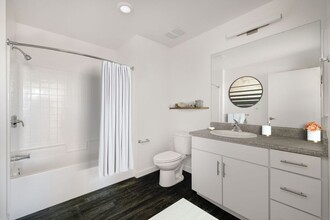 353 Main Street Family Apartments in Redwood City, CA - Building Photo - Building Photo