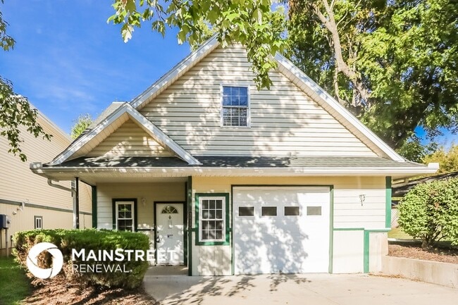 property at 2430 Wilson Ave