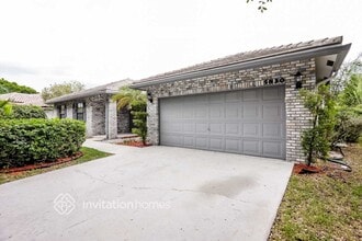 5830 NW 40th Ln in Coconut Creek, FL - Foto de edificio - Building Photo