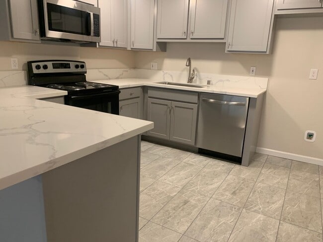 5417-5419 E Knoll Dr in Fair Oaks, CA - Building Photo - Building Photo