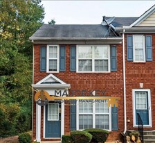 334 Paden Cove Trl in Lawrenceville, GA - Building Photo