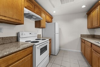 411 S Garfield Ave in Monterey Park, CA - Building Photo - Building Photo