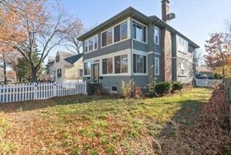 280 Furnace Brook Pky, Unit 1 in Quincy, MA - Building Photo