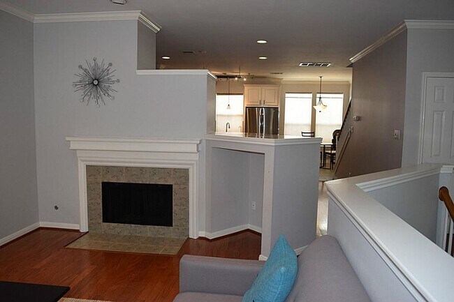 3010 La Branch St in Houston, TX - Building Photo - Building Photo