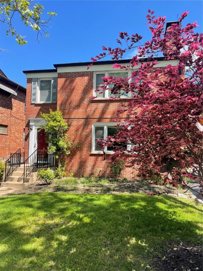 property at 7547 Delmar Blvd