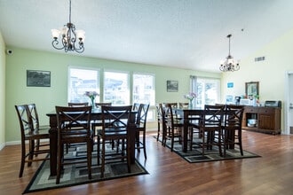 Marion Park in Novato, CA - Foto de edificio - Interior Photo